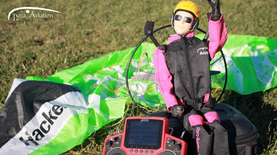 RC Paraglider Pilotin "ANNA" hebt ab